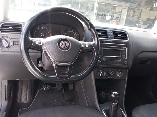 Imagen 14 de 15 de Volkswagen Polo 2017 1.6 Mt