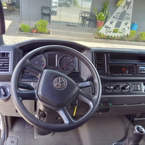 Vw 11-180 22/23 3/4 4x2 Baú Refrigerado