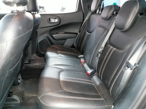 Imagem 5 de 15 de Fiat Toro Freedom 1.8 16v Flex Aut. 4p 6 Marchas 2021