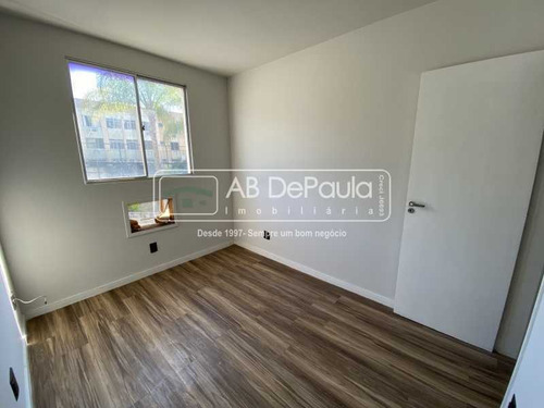 Imagem 9 de 15 de Praça Seca - Rua Florianópolis - Apartamento 3 Dormitórios (1 Suíte). - Abap30117