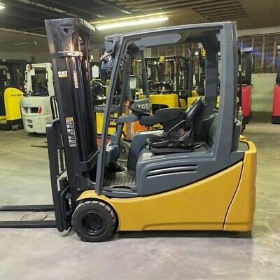 Imagen 1 de 6 de 2016 Cat 2et4000 4000lbs Used Forklift 9000 Hours Sideshift
