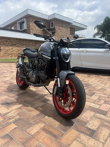 Ducati Monster 937 2022