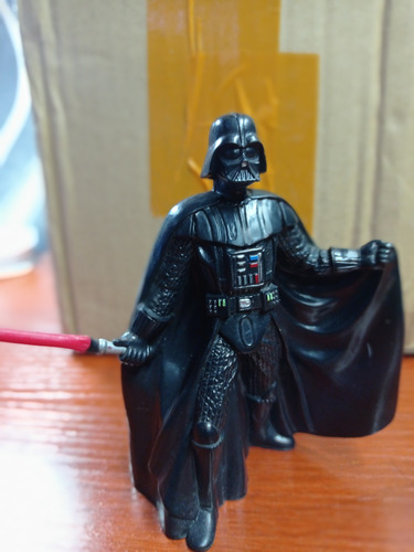 Figura Darth Vader/ Star Wars 2004 Vintage (Usado)