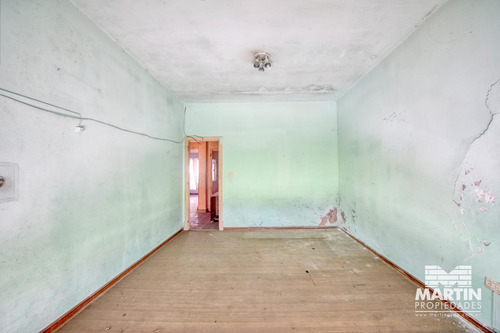 Casa A Reciclar De 277 M2.
