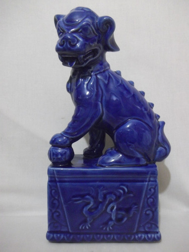 B. Antigo - Estatueta De Cão De Fó Em Porcelana Chinesa