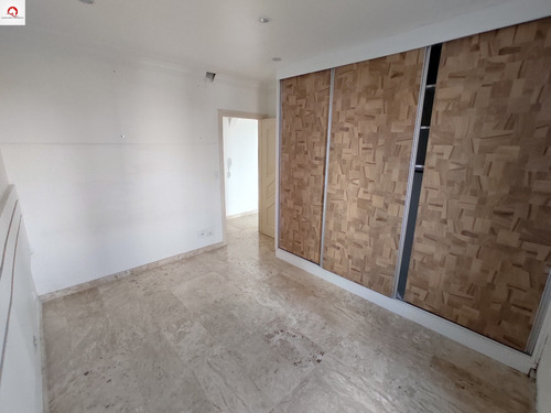 Imagem 9 de 16 de Apartamento Á Venda Na Praia Do Tombo - 1 Dormitório - Sacada - Vaga - Próximo Ao Mar - - Ap05878 - 69449103