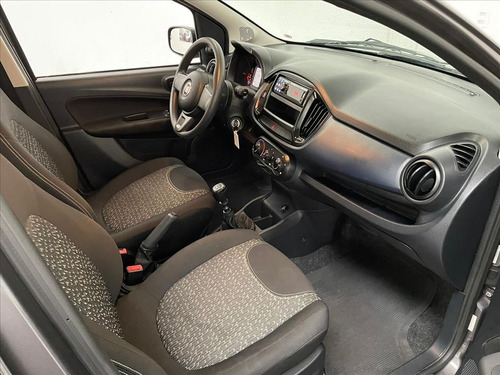 Imagem 9 de 14 de Uno 1.0 Fire Flex Attractive Manual