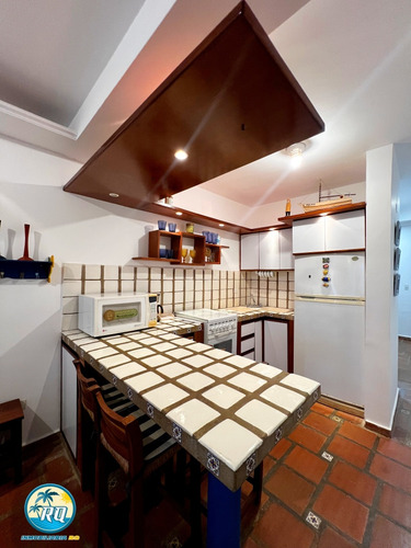 Apartamento En Venta De 3 Habitaciones En Res. La Corina