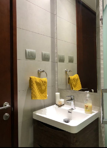 Hermoso Departamento En 1º Linea. En Exclusivo Condominio.