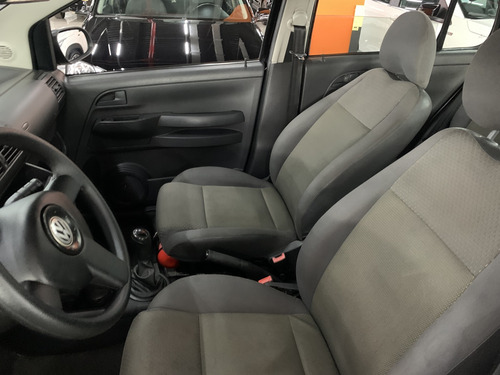 Volkswagen Fox 1.0 MI PLUS 8V FLEX 4P MANUAL