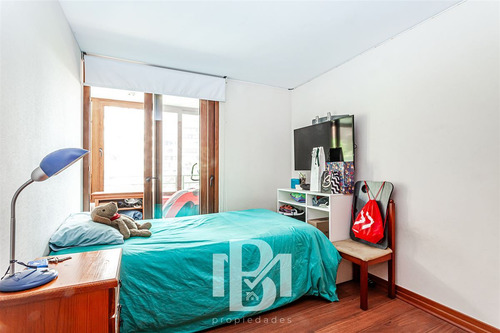 Departamento En Venta De 4 Dorm. En Las Condes