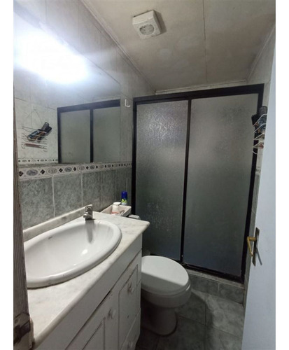 Casa En Venta De 2 Dorm. En La Florida Dos Locales Comercial