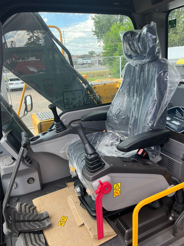 En Venta Excavadora Volvo Ec 200 D
