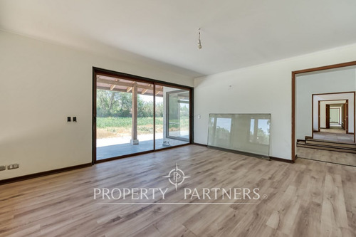Sector Poniente, Casa Completamente Remodelada En ...