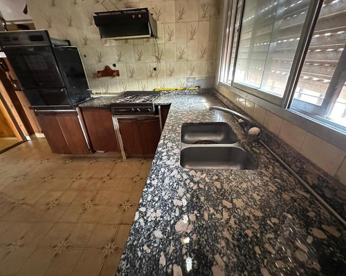 Casa En José Manuel Estrada 906