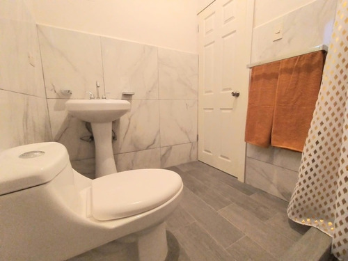Imagen 7 de 9 de Casa De Una Planta En Venta Col Rosario