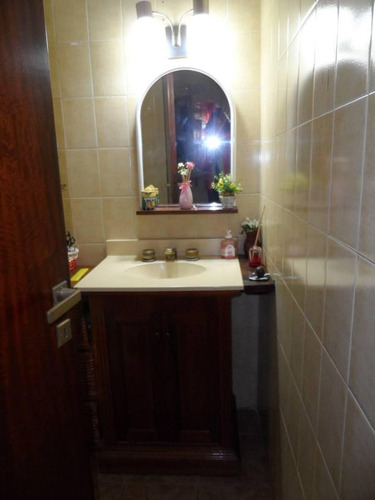 Imagen 6 de 23 de Excelente Chalet - Lote 11 X 45 - 5 Ambientes - Parque Casta