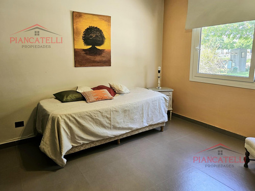 Venta De Casa En Terravista Con 4 Habitaciones