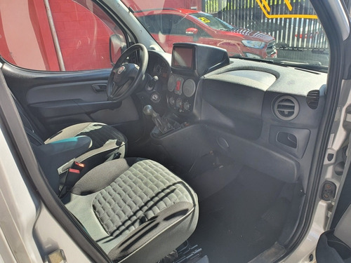 Imagem 15 de 15 de Fiat Doblo 2014 1.8 16v Adventure Flex 5p