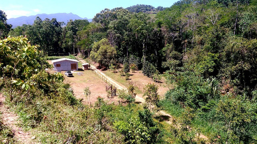 Chácara Em Cajati Sp Em Construção, Casa Com 2 Quartos.