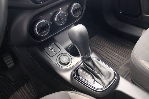 Imagem 9 de 13 de Fiat Toro 1.8 16v Evo Flex Freedom At6