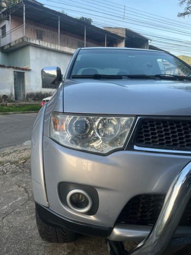 Mitsubishi L200 3.2 Triton Hpe Cab. Dupla 4x4 4p