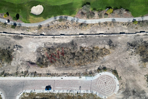 Terreno De 718m² Colindante A Campo De Golf, Clúster De Solo 38 Lotes, Zibatá, Qro.