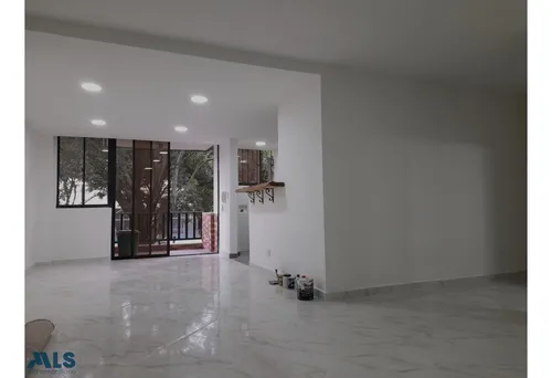 Vendo Comodo Apartamento En Campo Amor, Guayabal, Edificio