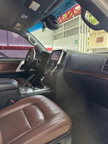 Toyota Lc200 2018 Canadiense