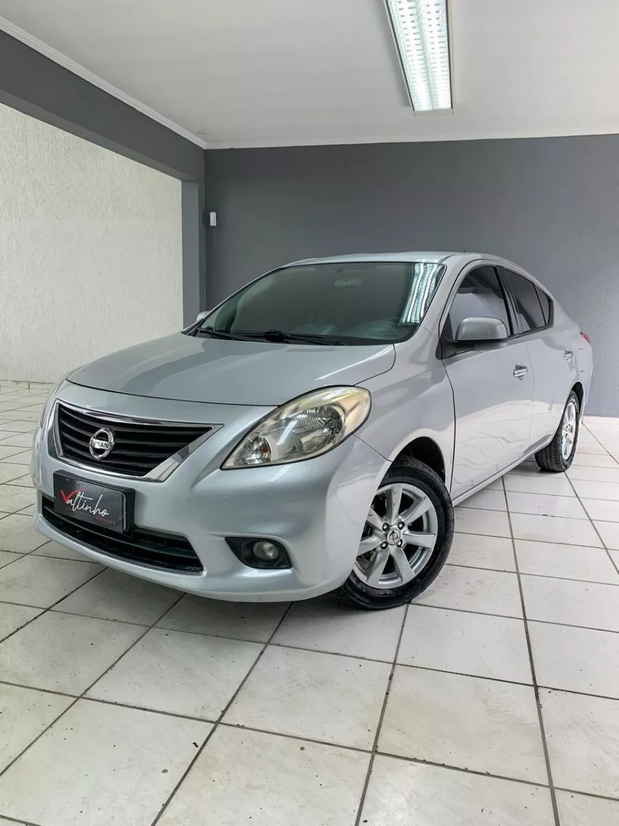 Nissan Versa 1.6 16v Sl Flex 4p