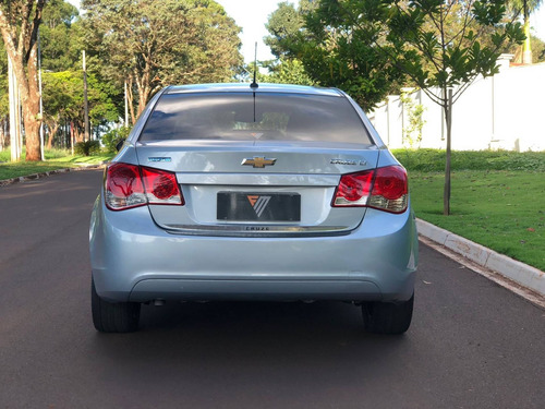 Imagem 7 de 10 de Chevrolet Cruze 1.8 Lt 16v Flex 4p Automático