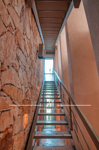 Hermosisisma Casa De Revista - 6 Amb - 735 M2 - 2 Coch - Arq. Pablo Sanchez Elia - Bajo Belgrano