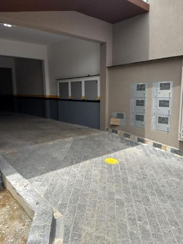 Sobrado À Venda, 2 Quartos, 1 Vaga, Vila Ré - São Paulo/sp - 656