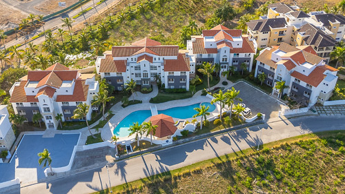 Amplios Apartamentos De 2 Habitaciones Listos Para Entrega Ubicados En Punta Cana, Republica Dominicana