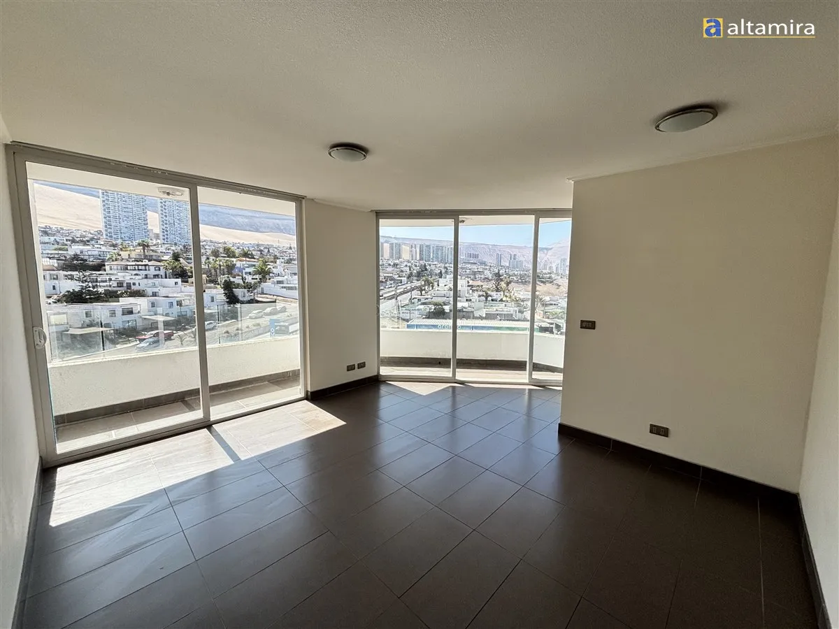 Imagen 2 de 21 de Departamento En Arriendo De 1 Dorm. En Iquique