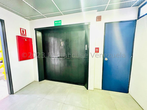 Imagen 8 de 30 de Edificio Comercial (3 Niveles) Alquiler Chacao Mls-23-30286