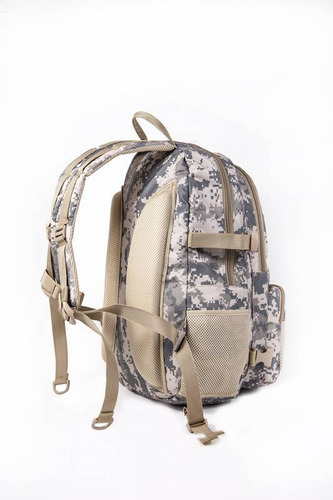 Mochila Ação E Aventura Fox Boy 35l Rip Stop Cor Desert Desenho Do Tecido Camuflada
