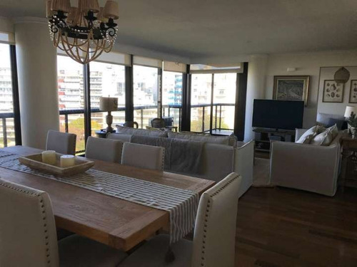 Imagen 4 de 14 de Venta De Apartamento De 3 Dormitorios En Villa Biarritz