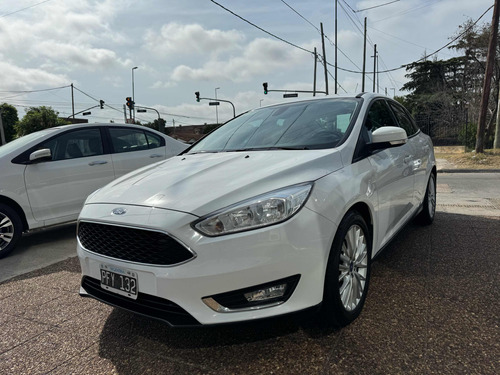 Ford Focus III 2.0 Sedan Se Plus At6