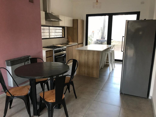 Imagen 8 de 27 de Hermosa Casa 4 Amb. - Villa Martelli