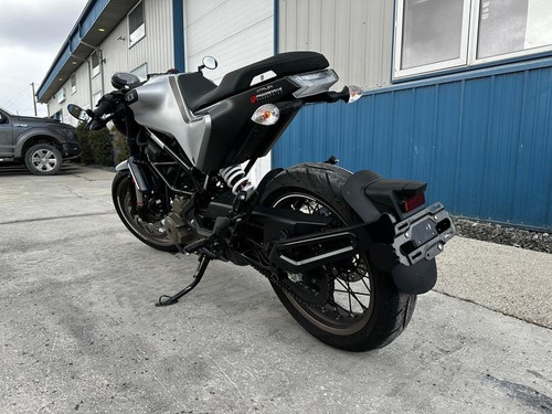 2021 Husqvarna® Vitpilen 401
