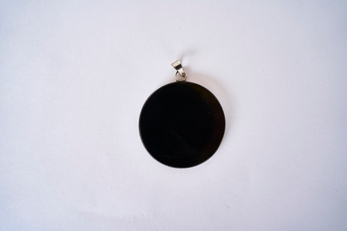 Imagen 3 de 6 de Espejo Piedra Obsidiana Pulido 6 Cm Diámetro Sanación