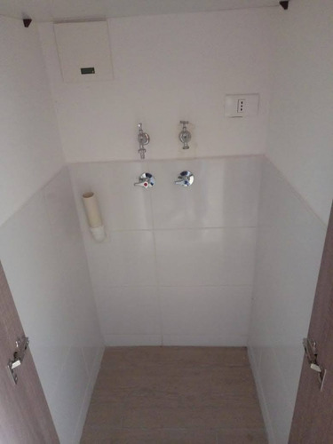 Acogedor Departamento A Pasos Metro Ecuador, 1 Dorm, 1 Baño