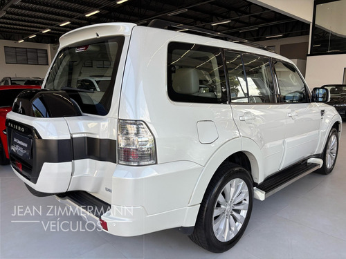 Mitsubishi Pajero Full HPE Full 3.2 4x4 T.I.Dies. 5p Aut