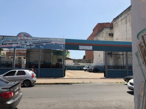 Imagen 5 de 8 de En Venta Centrico Edificio En La Calle Maneiro De Pto La Cruz 2.600 Mts2 8 Pisos 2 Ascensores 32 Oficinas De Diferentes Metrajes Lobby De Entrada Local Comercial 50 Pstos De Estacionamiento