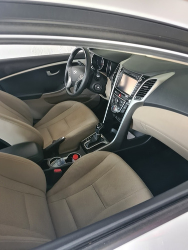 Imagem 8 de 14 de Hyundai I30 2016 1.8 Aut. 5p