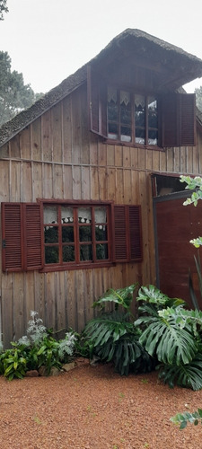 Cabaña De Quincho Y Madera A Metros De La Laguna Del Sauce