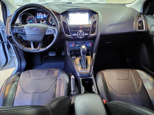 Ford Focus 2.0 Titanium Plus Sedan 16v Flex 4p Powershift
