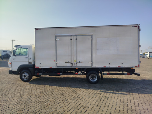 Vw 10.160 4x2 - Baú