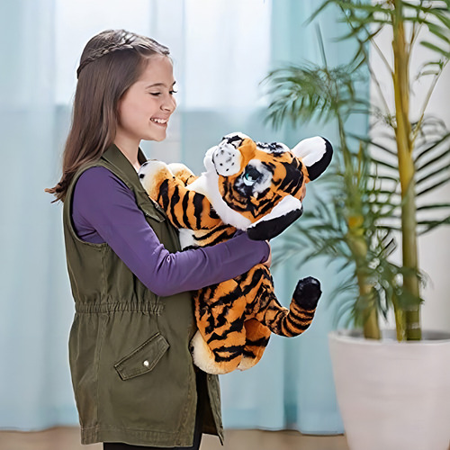 Furreal Roarin Tyler, O Tigre Brincalhão
